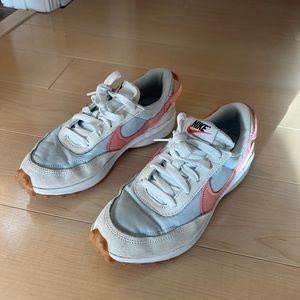 Nike Waffle Debut, 6